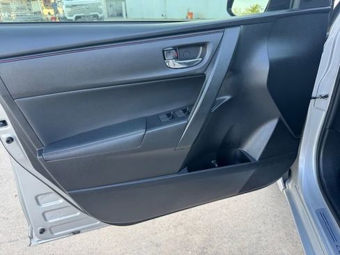 Used 2017 Toyota Corolla L image 4