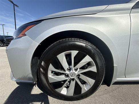Certified 2023 Nissan Altima 2.5 S image 10