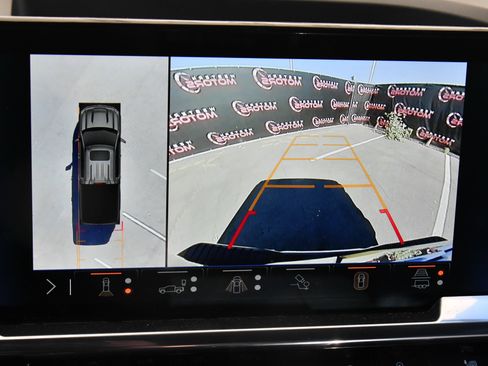 Used 2024 Chevrolet Silverado 1500 LTZ AWD/4WD image 21