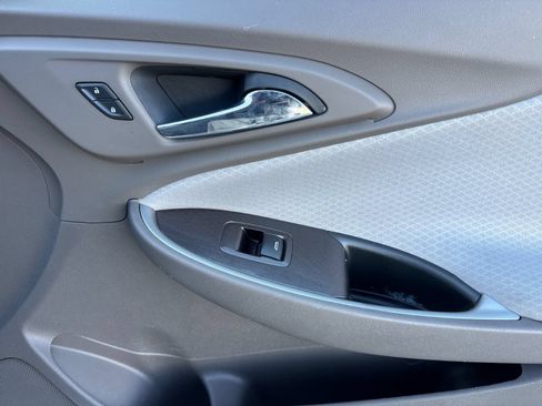 Used 2018 Chevrolet Malibu LS FWD image 18