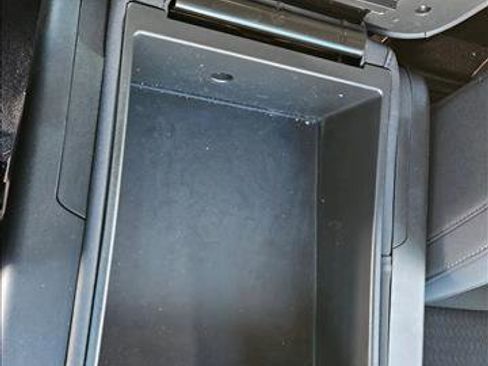 Used 2024 Chevrolet Silverado 2500 LT w/ Convenience Package image 20