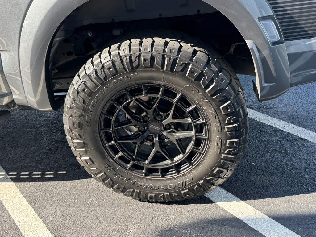 Used 2025 Ford F150 Raptor w/ Equipment Group 803A Raptor R AWD/4WD image 10