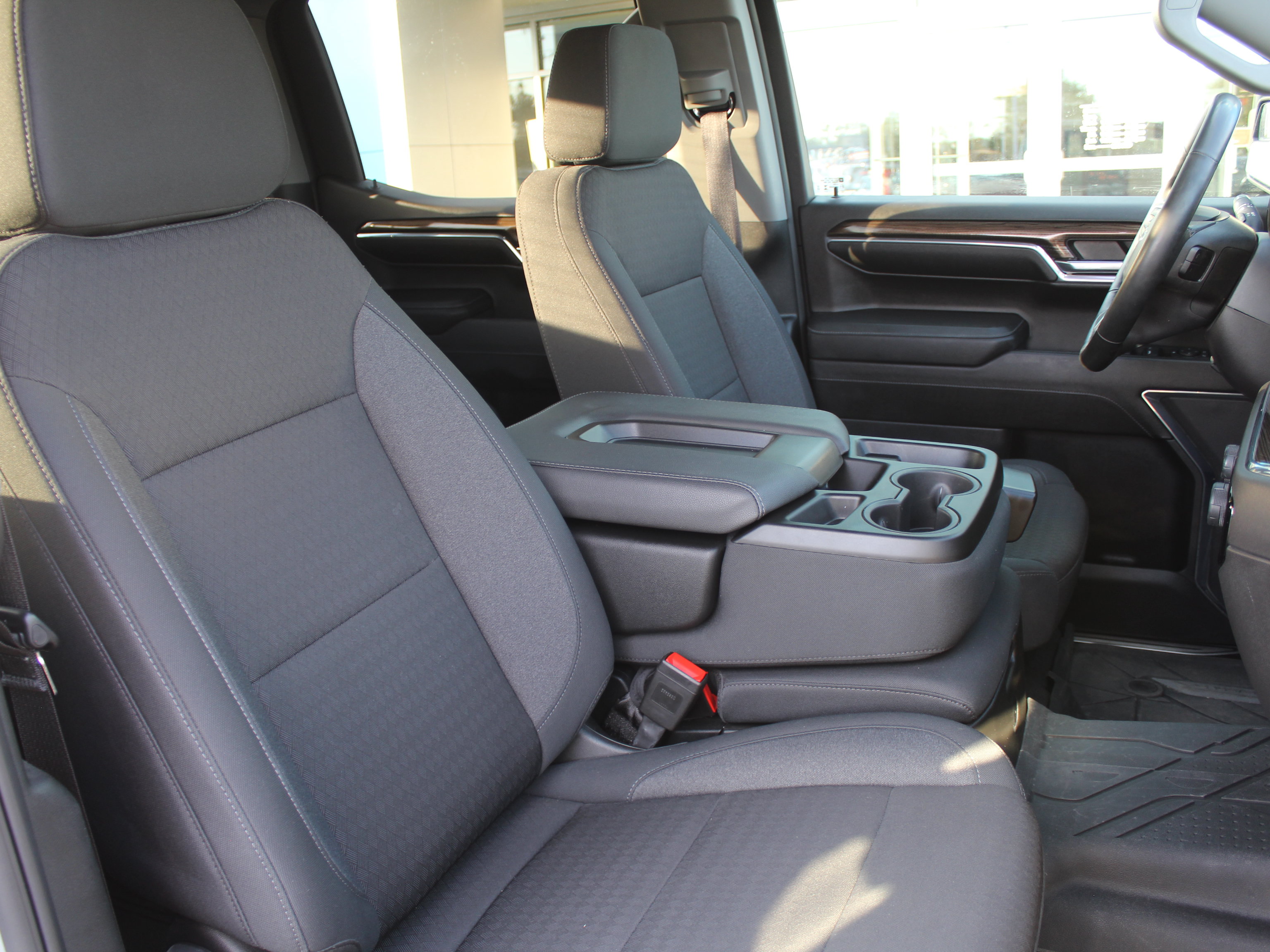 Used 2024 Chevrolet Silverado 1500 RST w/ Protection Package AWD/4WD image 28