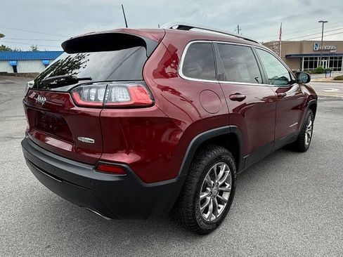 Used 2020 Jeep Cherokee Latitude Plus w/ Cold Weather Group AWD/4WD image 4