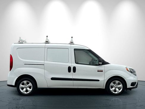 Used 2022 RAM ProMaster City Wagon w/ Lights & Wheels Group image 3