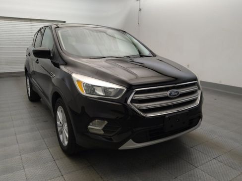 Used 2017 Ford Escape SE FWD image 13