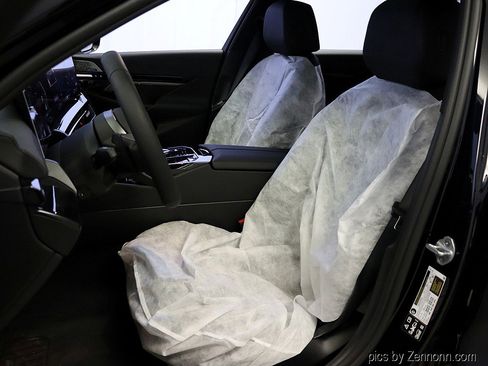 New 2026 BMW 530i xDrive w/ M Sport Package image 10