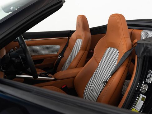 Used 2024 Porsche 911 Turbo AWD/4WD image 4