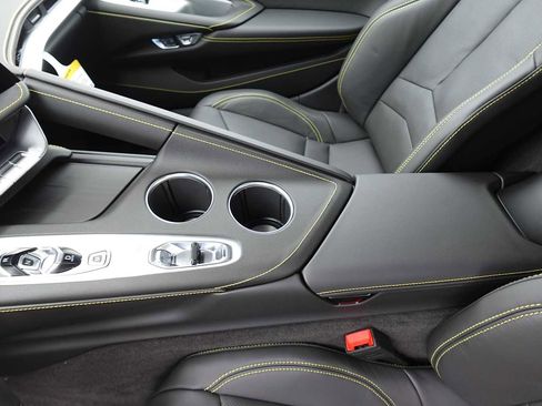 New 2026 Chevrolet Corvette Stingray Preferred Cpe w/ Z51 Performance Package RWD image 25
