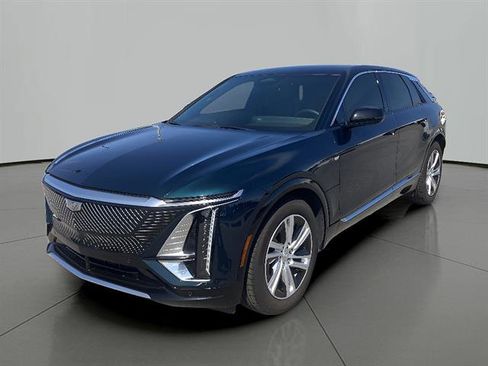 Used 2024 Cadillac Lyriq Tech AWD/4WD image 1
