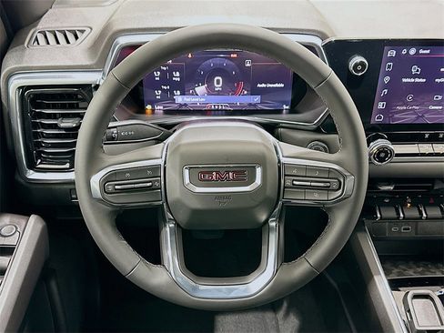 New 2026 GMC Canyon Elevation image 11