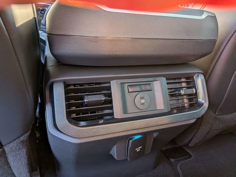 New 2025 Ford F150 Platinum w/ Equipment Group 702A High image 30