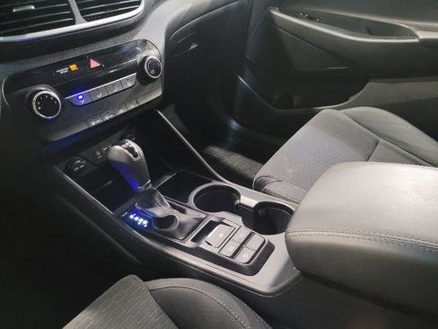 Used 2019 Hyundai Tucson SE AWD/4WD image 26