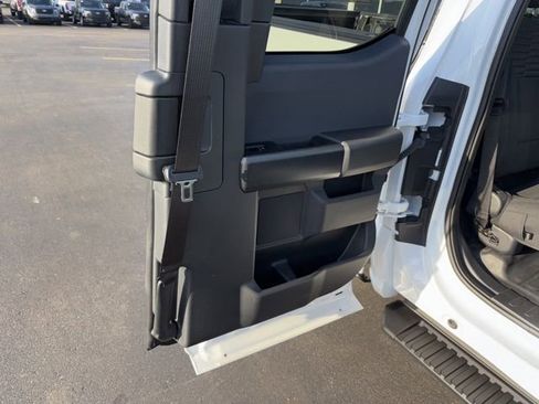 Certified 2022 Ford F150 XL w/ STX Appearance Package AWD/4WD image 12