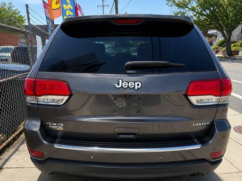 Used 2016 Jeep Grand Cherokee Limited w/ Luxury Group II AWD/4WD image 5