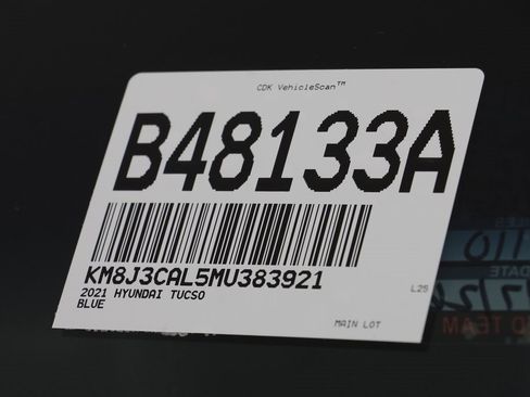 Used 2021 Hyundai Tucson Limited image 25