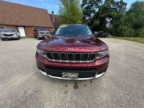 Used 2023 Jeep Grand Cherokee L Laredo AWD/4WD image 8
