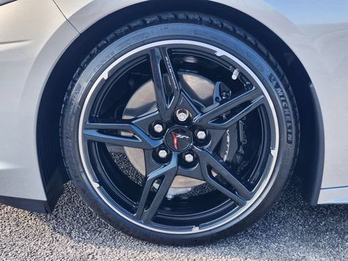 Used 2022 Chevrolet Corvette Stingray Coupe w/ 1LT RWD image 10