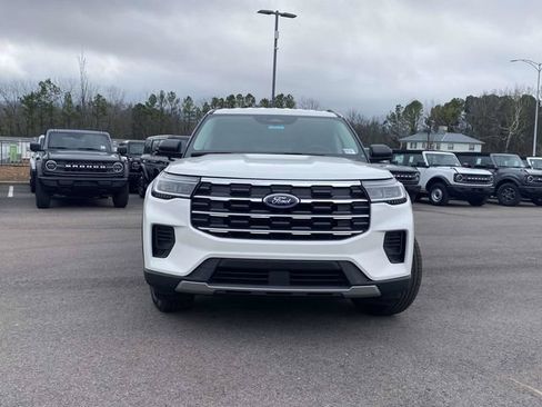 New 2026 Ford Explorer Active AWD/4WD image 8