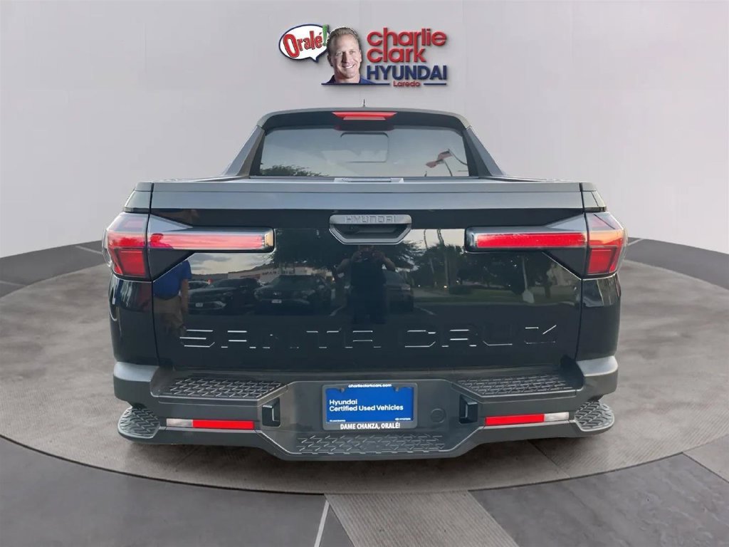 Used 2024 Hyundai Santa Cruz SEL w/ Activity Package FWD image 3