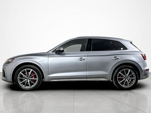 Used 2023 Audi SQ5 Premium Plus w/ Premium Plus Package image 2