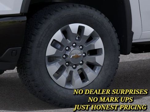 New 2026 Chevrolet Silverado 2500 Custom w/ Custom Value Package AWD/4WD image 9