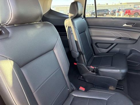 Used 2021 Volkswagen Atlas SE image 18