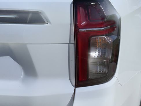 Used 2021 Chevrolet Tahoe Z71 w/ Rear Media and Nav Package image 10