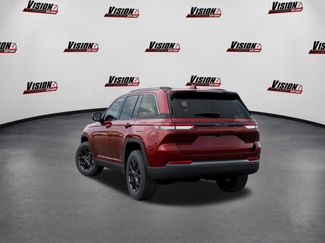 New 2026 Jeep Grand Cherokee Altitude AWD/4WD video 3