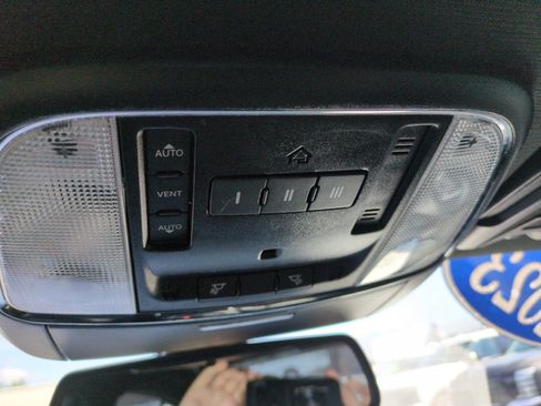 Used 2023 Dodge Charger SRT Hellcat w/ Harman/Kardon Audio Group RWD image 19