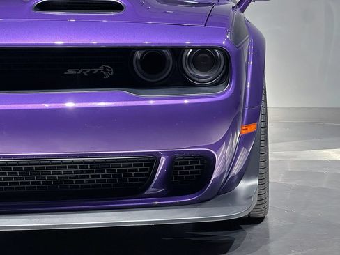 Used 2023 Dodge Challenger SRT Hellcat RWD image 3