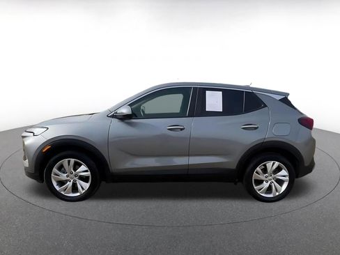 Used 2025 Buick Encore GX Preferred image 9