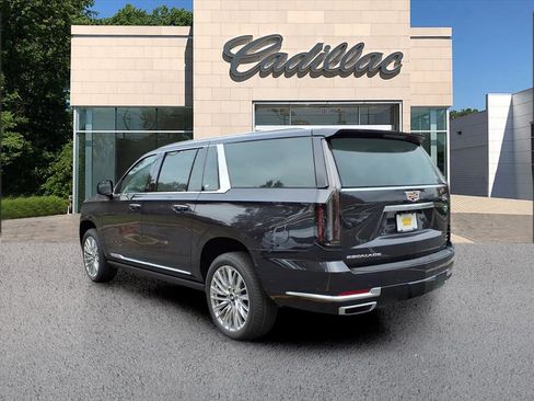 New 2026 Cadillac Escalade ESV Luxury image 3