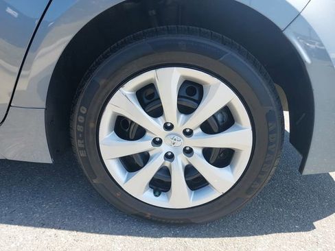 Used 2024 Toyota Corolla LE FWD image 30
