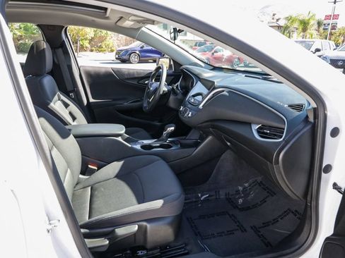 Used 2023 Chevrolet Malibu LT FWD image 20