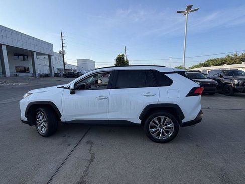 Certified 2024 Toyota RAV4 XLE Premium image 8