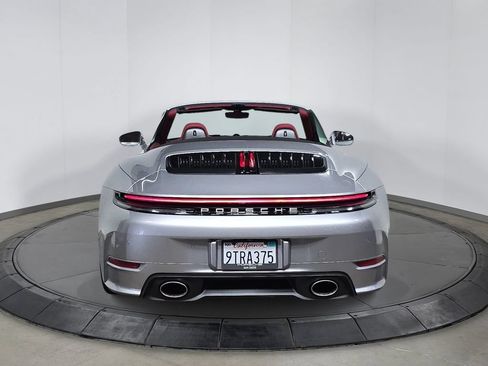 Certified 2025 Porsche 911 Carrera RWD image 6
