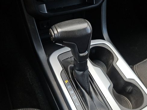 Used 2020 Chevrolet Colorado LT w/ Safety Package AWD/4WD image 14