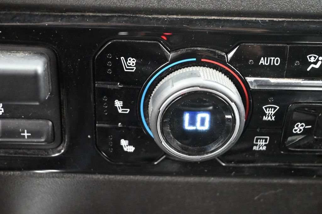 Used 2024 Chevrolet Silverado 1500 LTZ AWD/4WD image 20