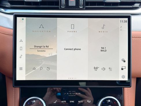 New 2026 Jaguar F-PACE R-Dynamic S AWD/4WD image 32