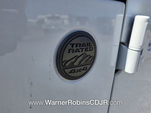 New 2026 Jeep Gladiator Sport image 17