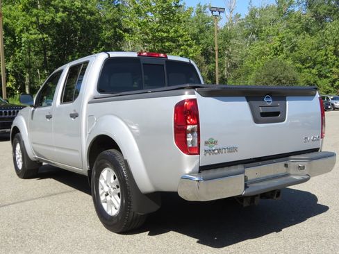 Used 2019 Nissan Frontier SV AWD/4WD image 7
