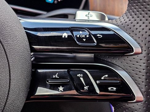 New 2025 Mercedes-Benz GLC 350e 4MATIC image 23