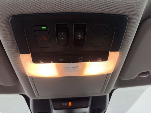 Certified 2023 Nissan Rogue SL image 32