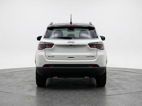 Used 2025 Jeep Compass Limited image 7