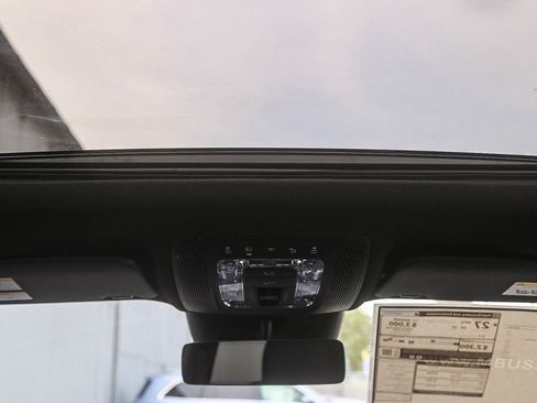 New 2026 Mercedes-Benz GLB 250 4MATIC image 14