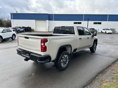 New 2026 Chevrolet Silverado 2500 Custom image 5