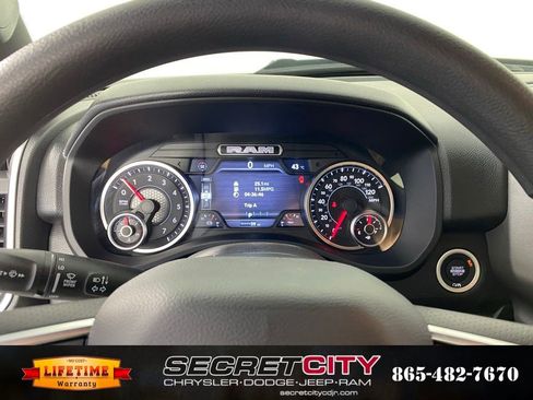 New 2026 RAM 1500 Express AWD/4WD image 18