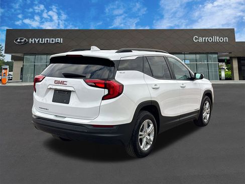 Used 2021 GMC Terrain SLE w/ Driver Convenience Package image 5