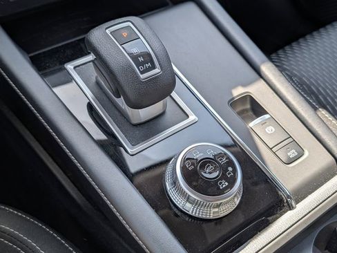 Used 2022 Mitsubishi Outlander ES image 21